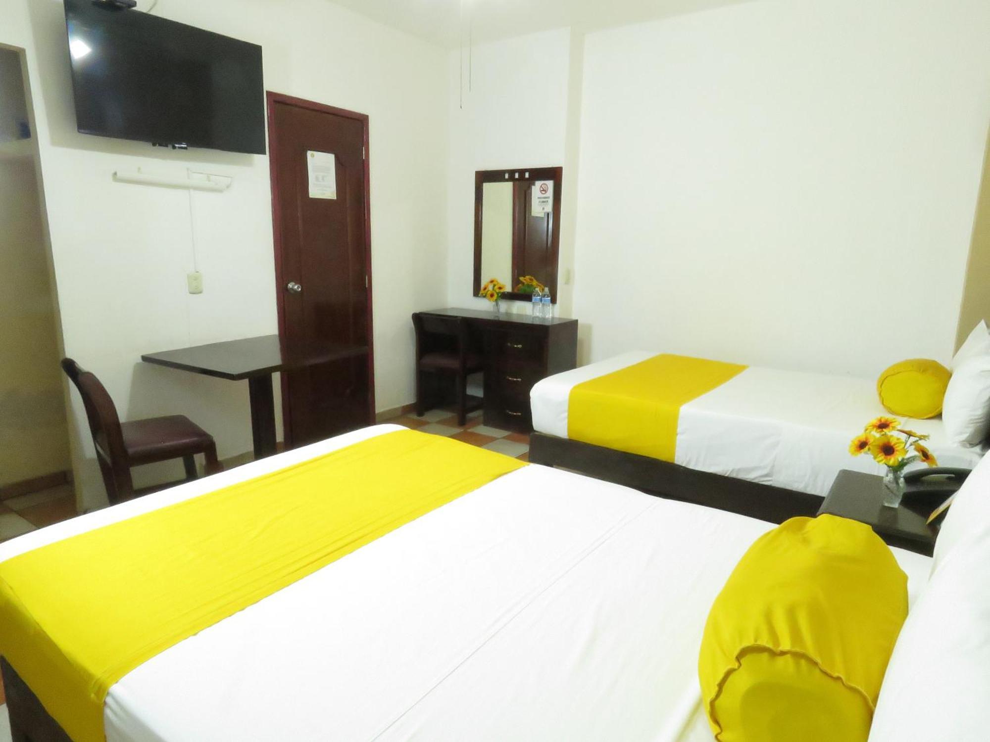 Hotel Los Girasoles Tepic Buitenkant foto