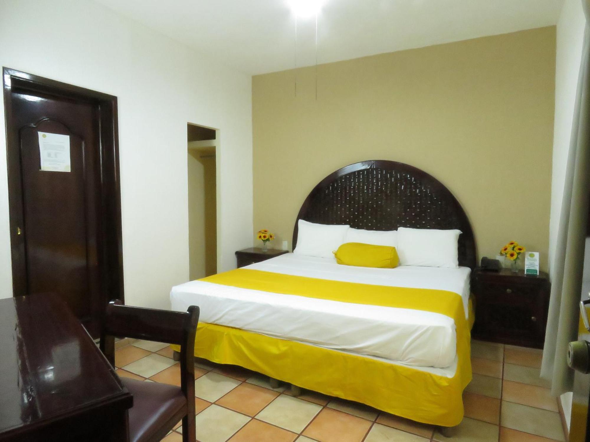 Hotel Los Girasoles Tepic Buitenkant foto